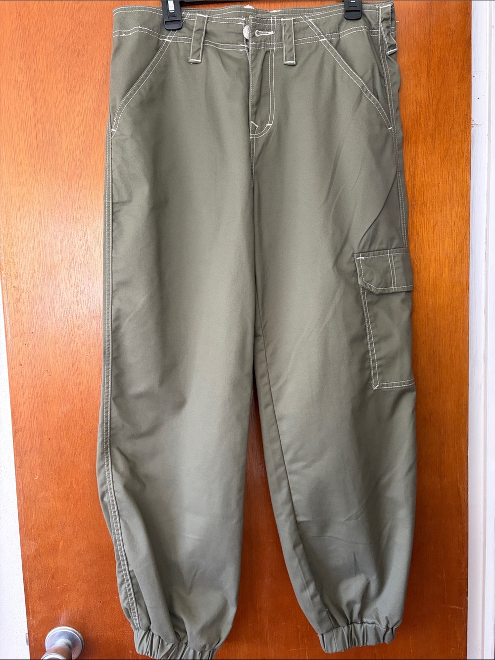True Religion Bobbi Baggy Olive Green Cropped Cargo Pants